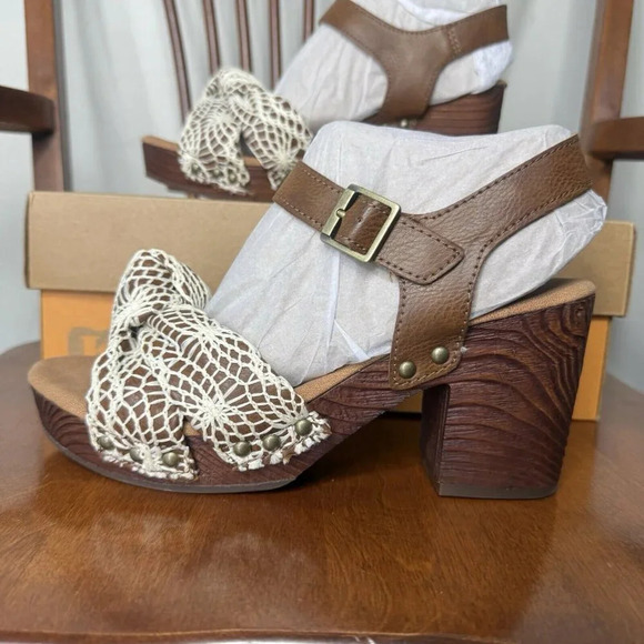 Korks Natalia Block Heels Lace Women’s Size 7 NWB NWT Boho Bridal Travel Wedding - Picture 1 of 10